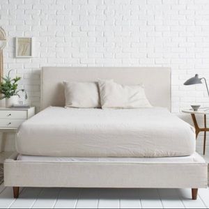 Parachute Fitted Linen Sheet